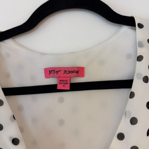 Betsy Johnson Wrap Dress. size 12 - Picture 2 of 8